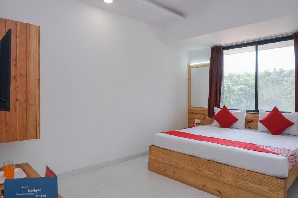 Casa Fedora Holiday Home Lonavala Eksteriør billede